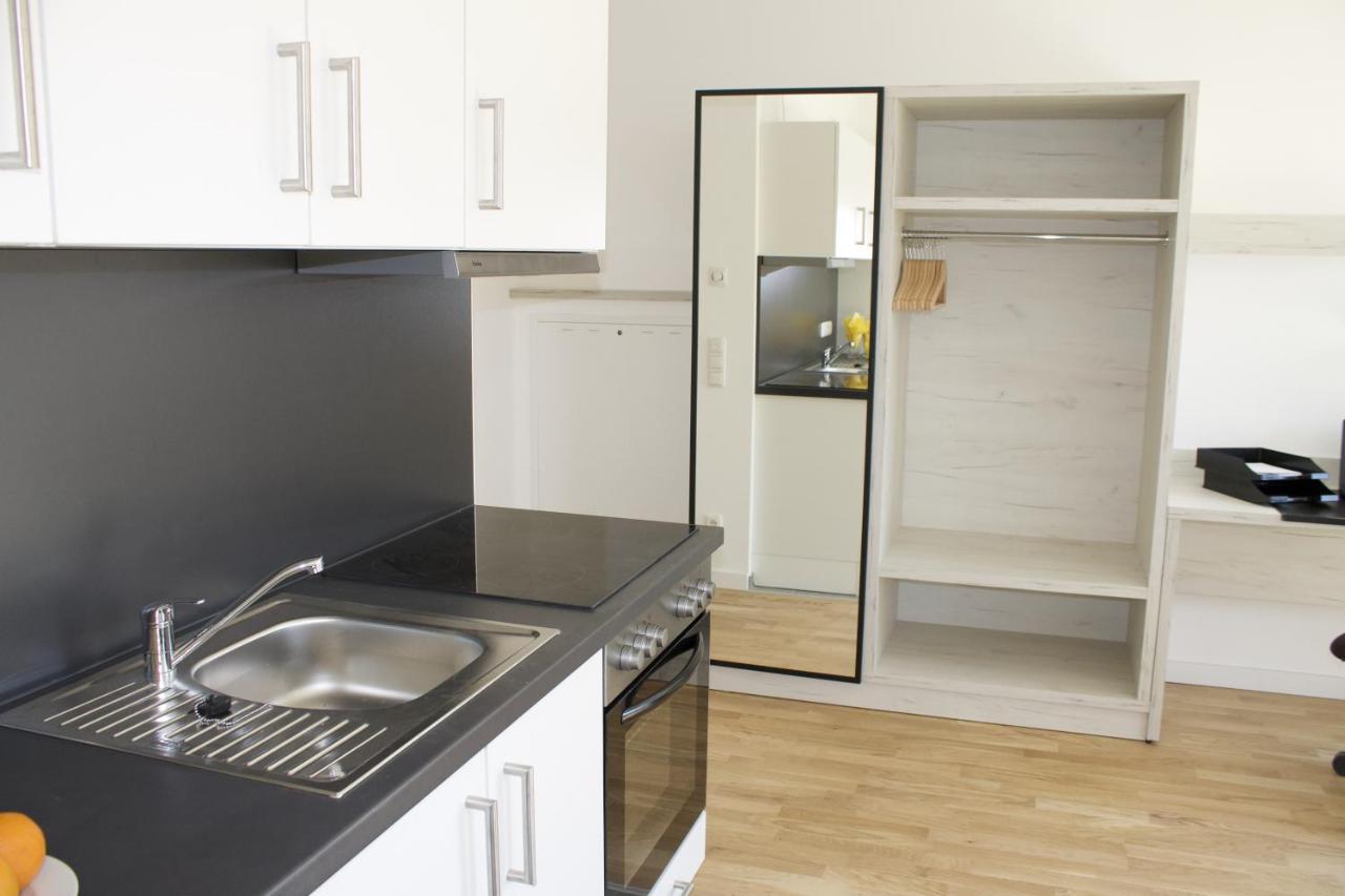 1 Zimmer Studioapartment Mit Bis Zu 2 Einzelbetten In Der Land Of Living Кельхайм Экстерьер фото